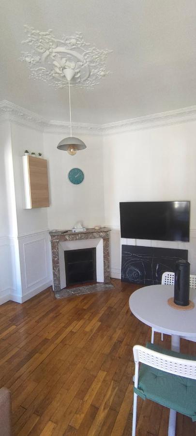 Appartement Cosy Proche De Tout Венсен Екстериор снимка